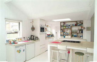 成都裝飾公司純白配多彩，打造美麗的田園混搭風裝飾工程設計